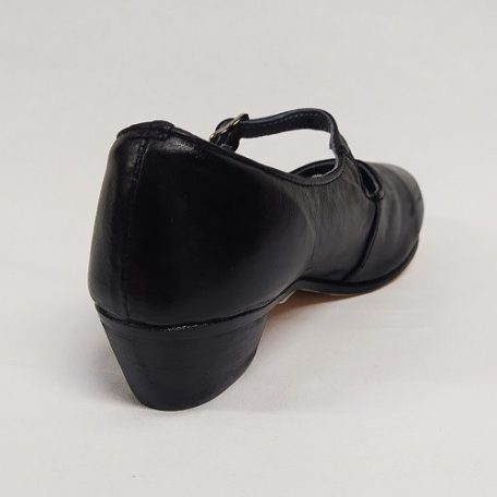 Karaktercipő Tulipán 39