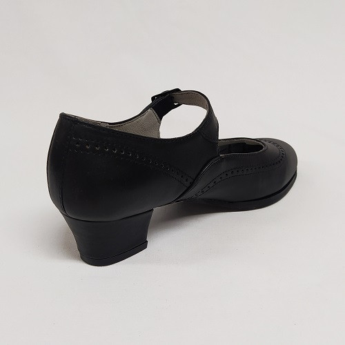 Karaktercipő Szegfű 35