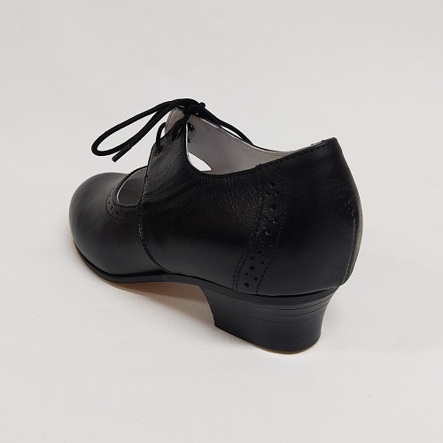 Karaktercipő Rozmaring fűzős nyitott 38,5