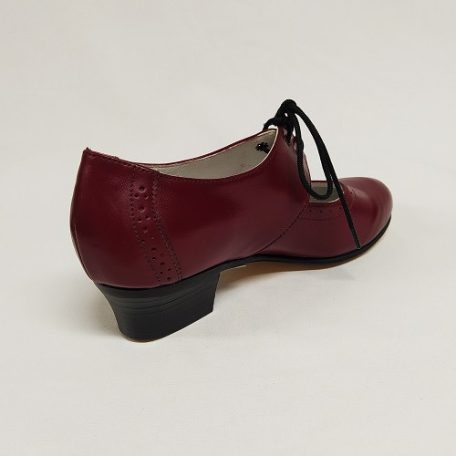 Karaktercipő Rozmaring fűzős nyitott bordó 37,5