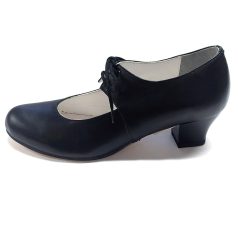 Karaktercipő Ibolya nyitott fűzős keskeny