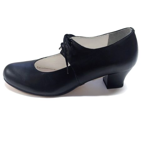 Karaktercipő Ibolya nyitott fűzős keskeny