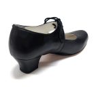 Karaktercipő Ibolya nyitott fűzős keskeny