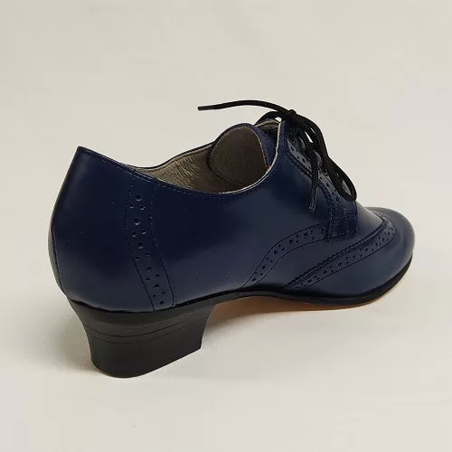 Karaktercipő Rozmaring fűzős díszített sötétkék 34