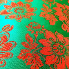 Selyem-brokát 6255 zöld-piros 176
